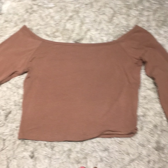 Crop top - Picture 2 of 4